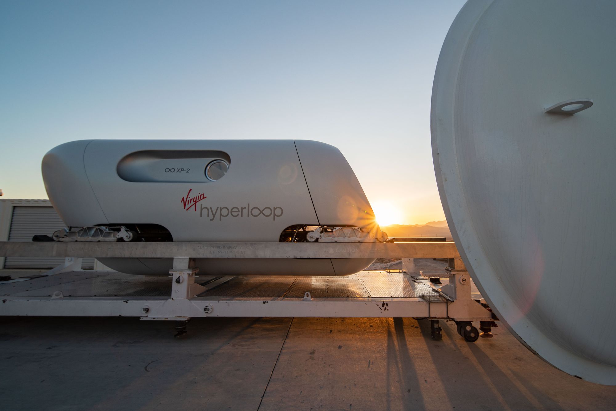 đ Passagerare testade Hyperloop för första gĂ„ngen