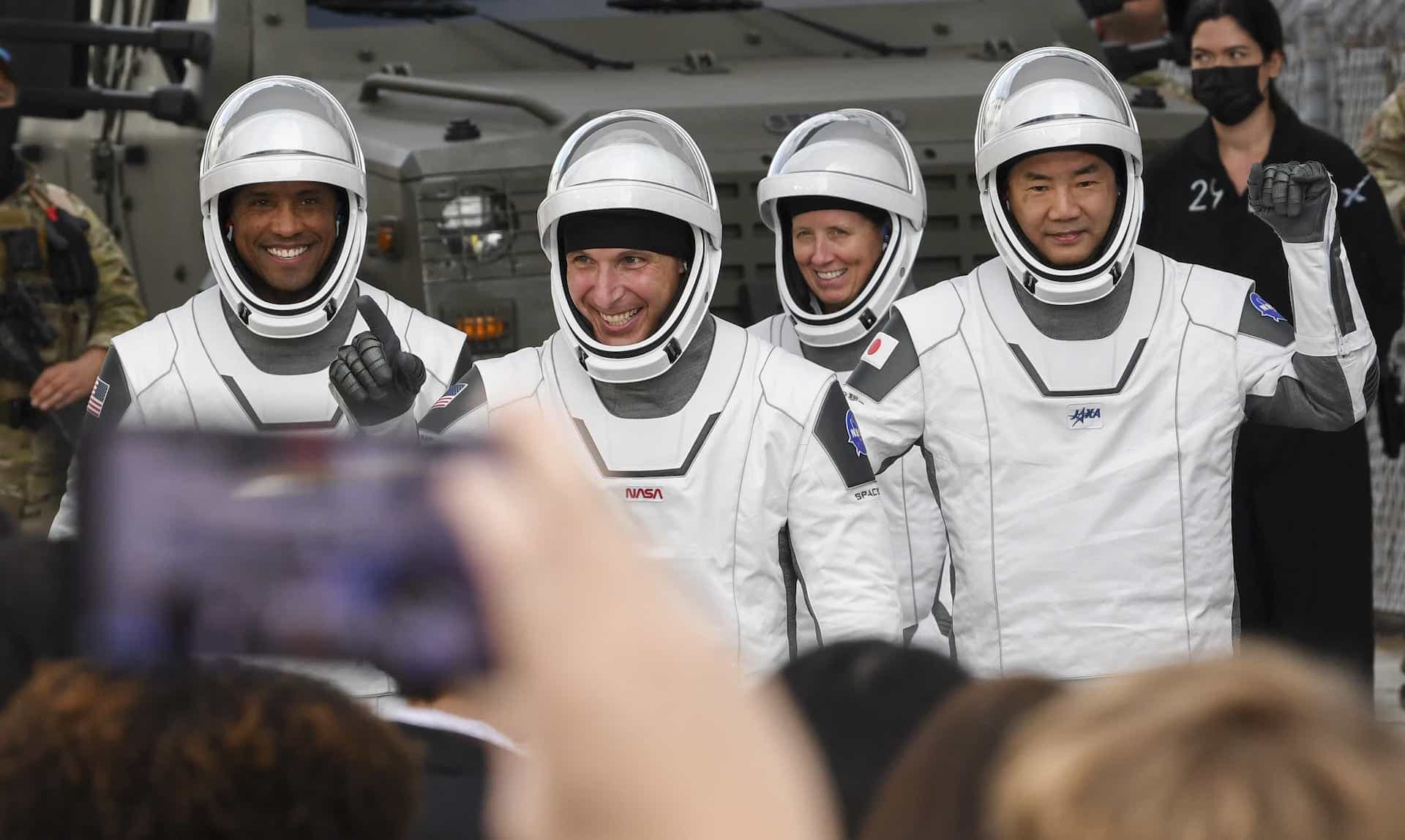 đšâđ SpaceX skapar historia igen â fyra astronauter pĂ„ vĂ€g till ISS