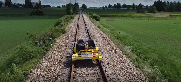 đ SjĂ€lvgĂ„ende robot kan ge oss bĂ€ttre jĂ€rnvĂ€gsunderhĂ„ll