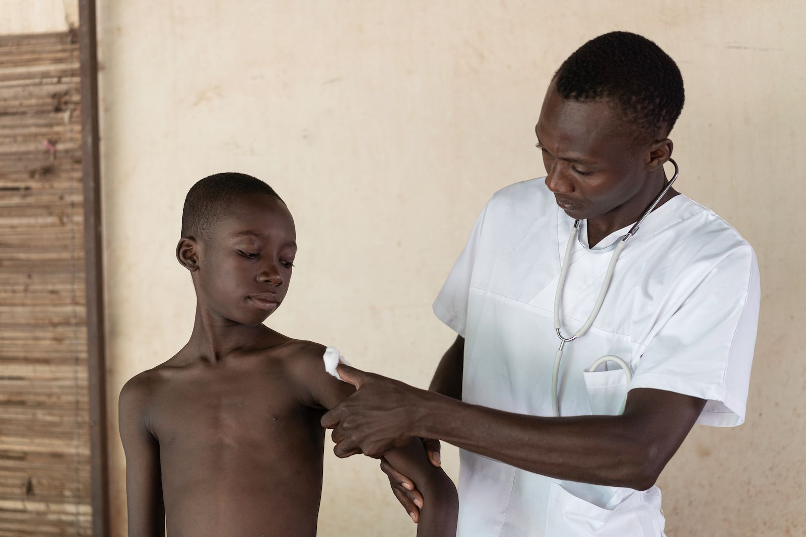 đ FramgĂ„ngsrika försök med ny meningitvaccin i Afrika