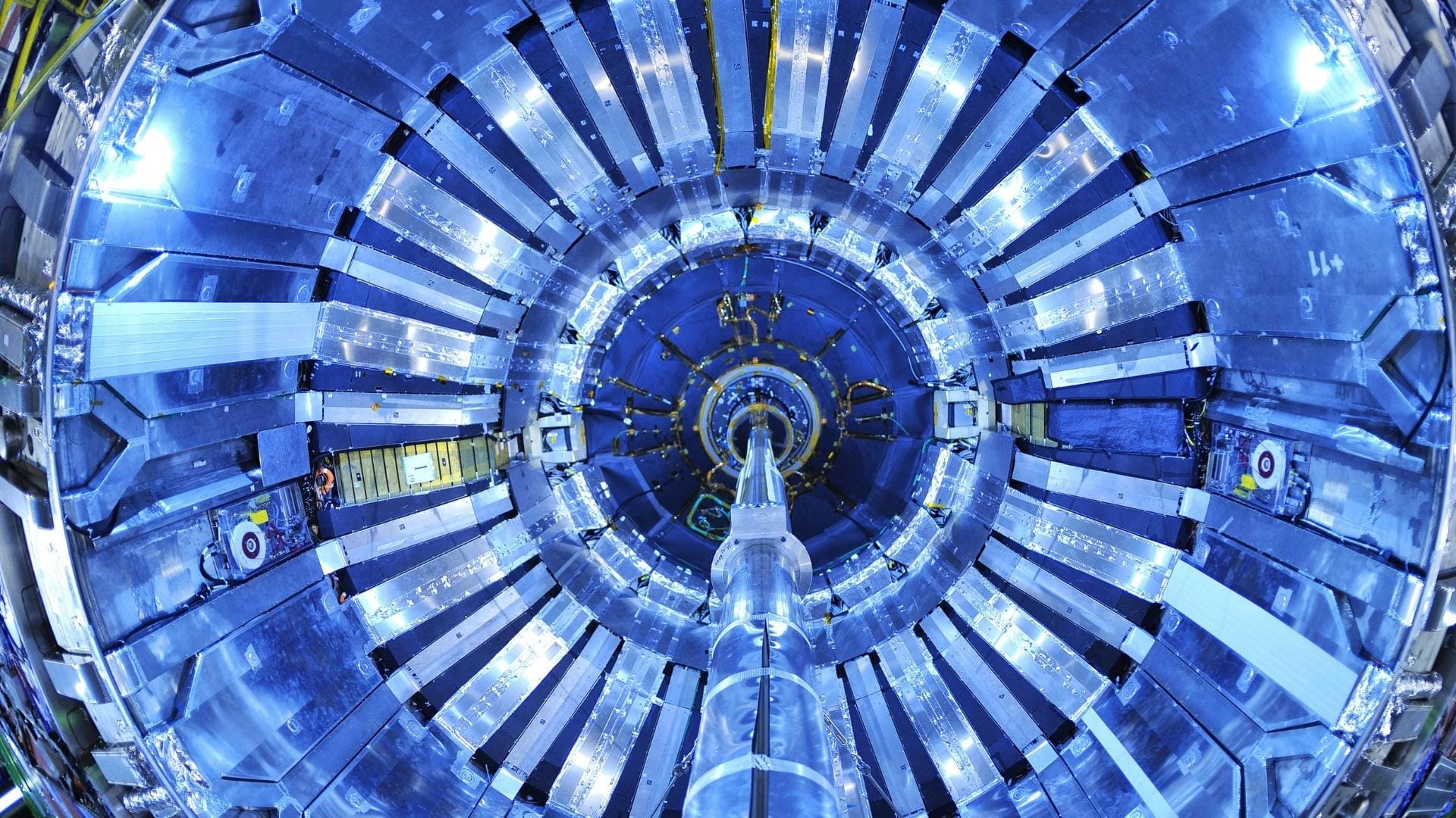 đ Forskare frĂ„n CERN transporterar antimateria med lastbil för första gĂ„ngen