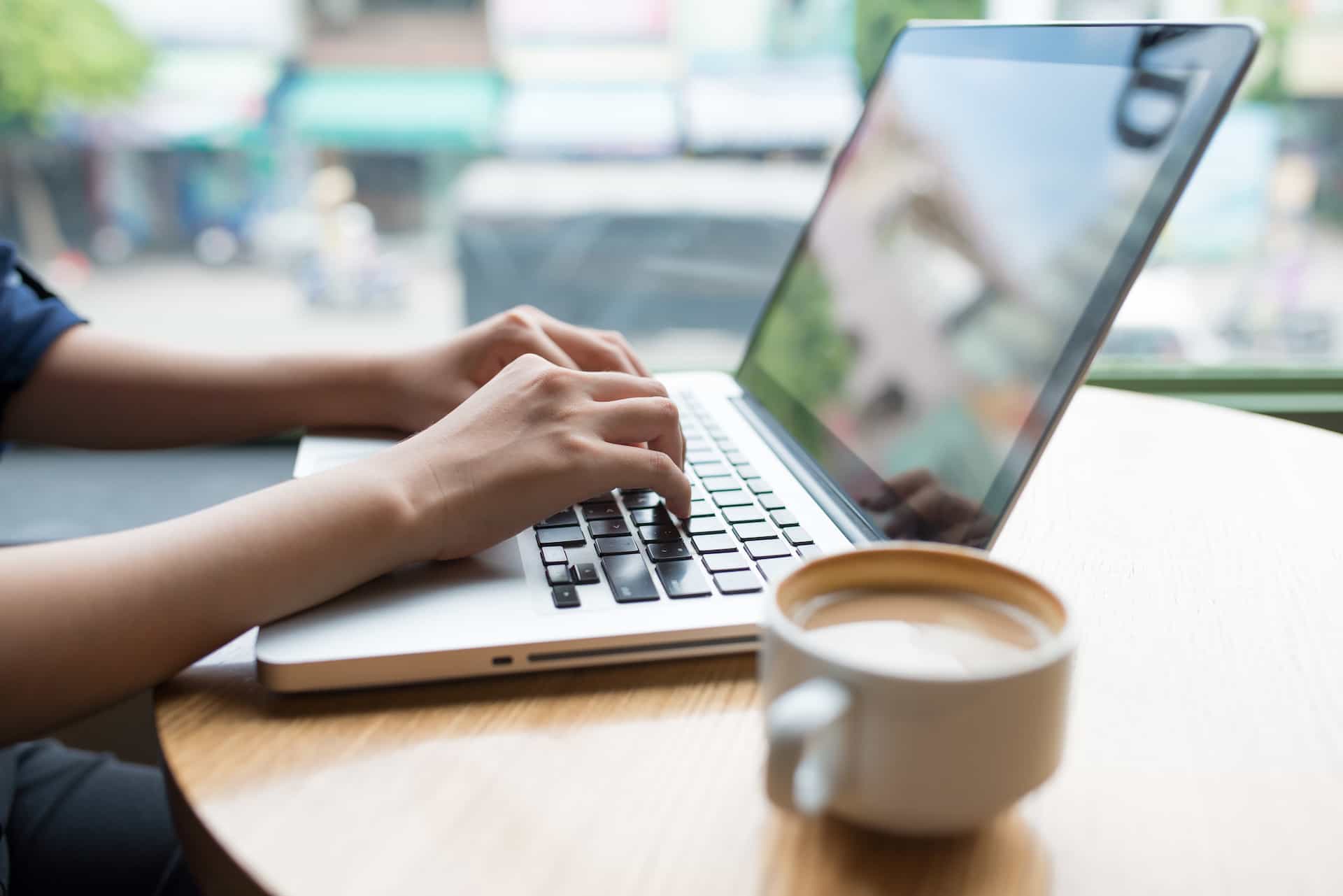 ✏️ Warp News söker skribenter och redaktörer