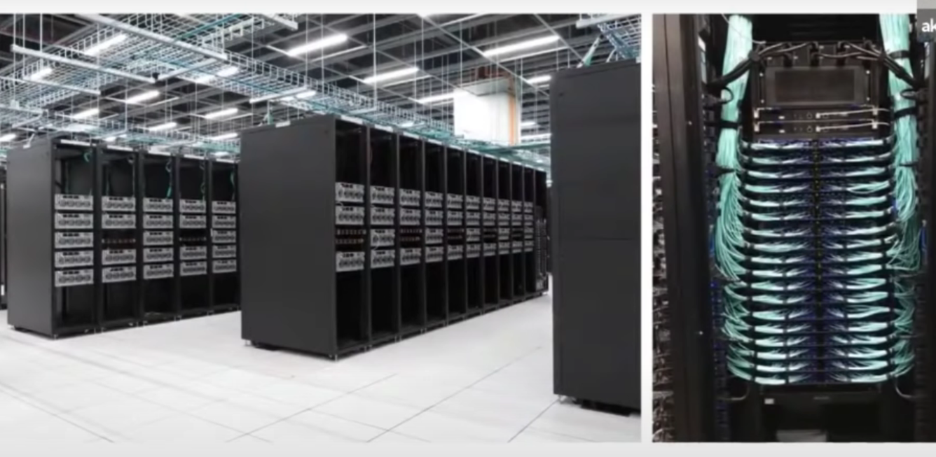 💻 Tesla visar upp superdator som ska träna AI för självkörande bilar